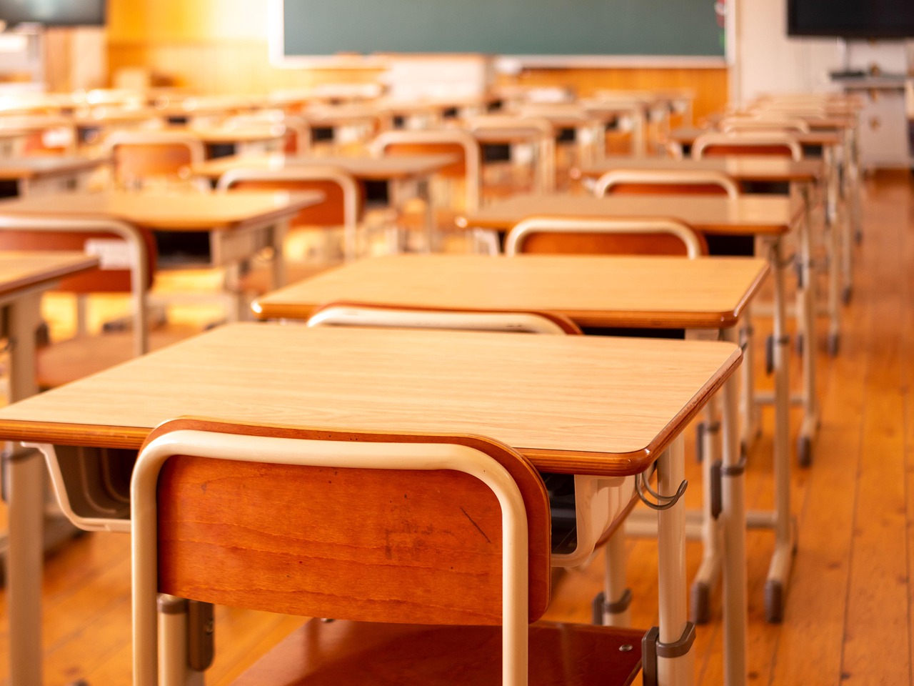 Charter Schools & Magnet Programs